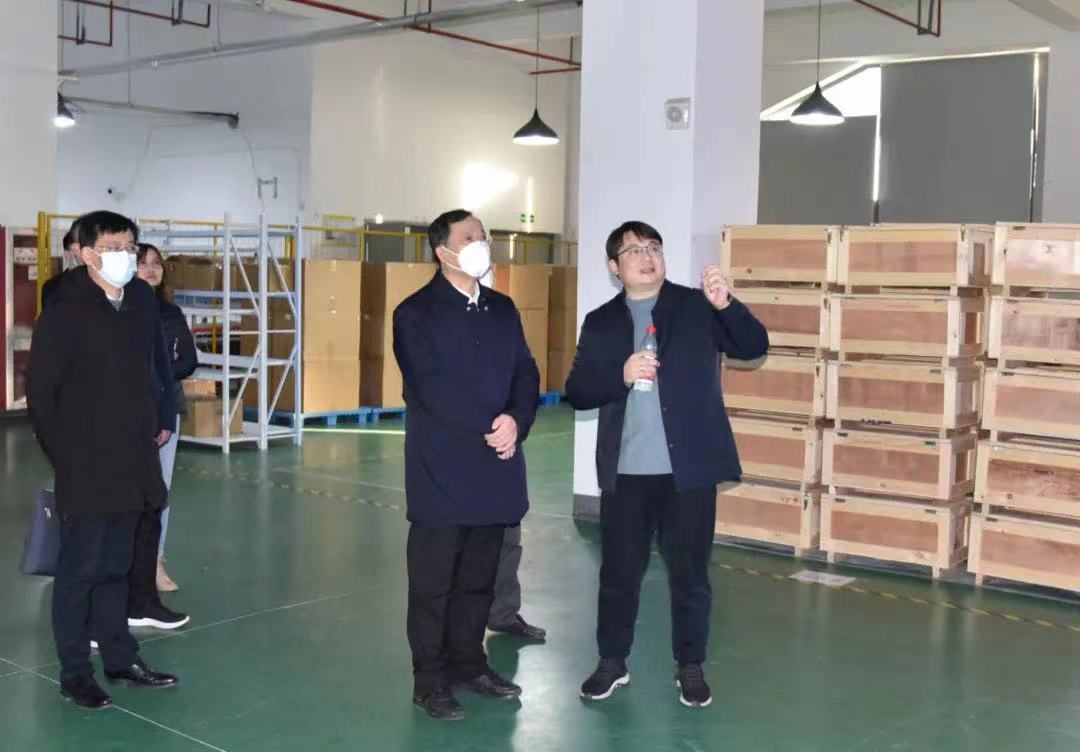 春節(jié)前夕，區(qū)委書記許小波帶隊走訪調研海圖科技指導工作